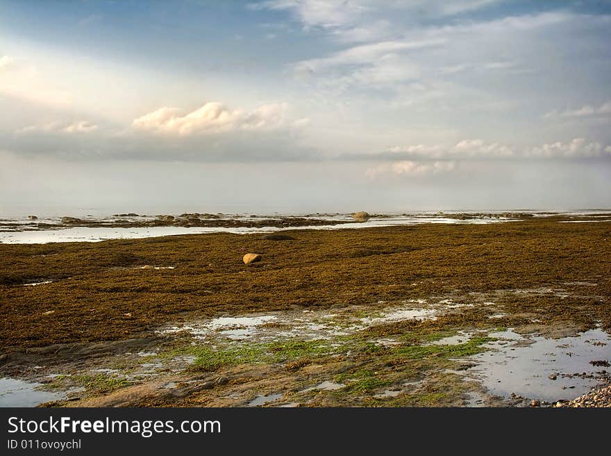 View of the St-Lawrence River from it's south shore. View of the St-Lawrence River from it's south shore.