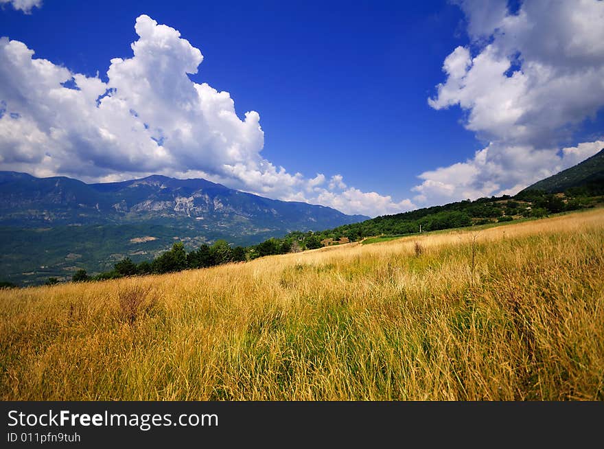 Abruzzo Valley Countryside