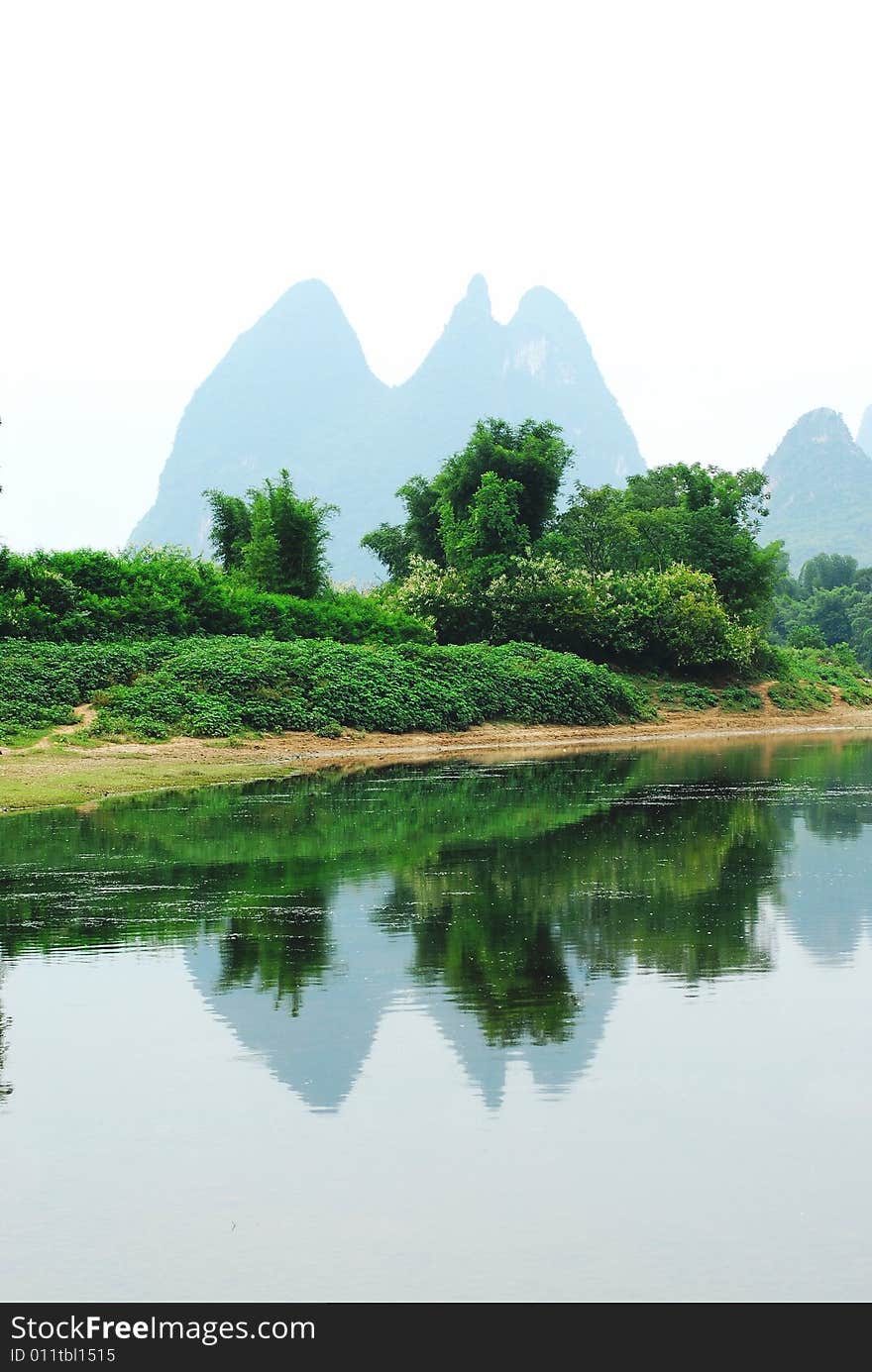 Fuli, the slient small fishing village in China. Fuli, the slient small fishing village in China.