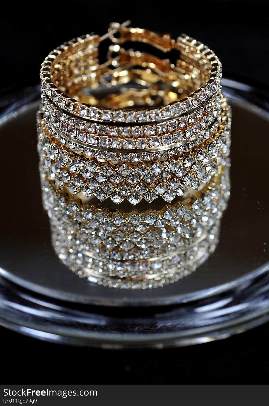 Pretty accouterment,  bangle with crystal decoration