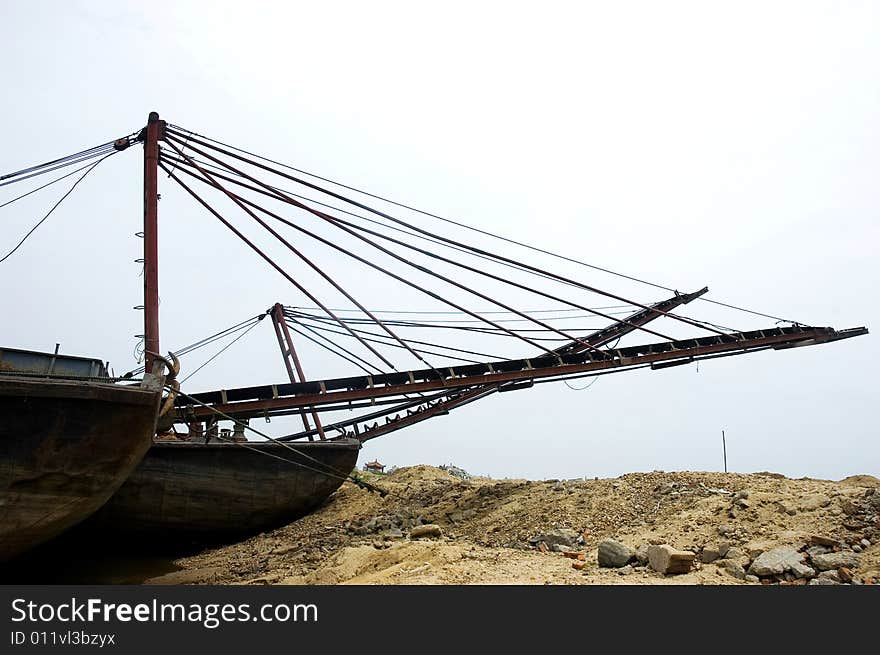 The conveyer belt of a sand ship