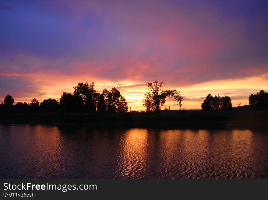 Sunset at the lake in beautiful colors