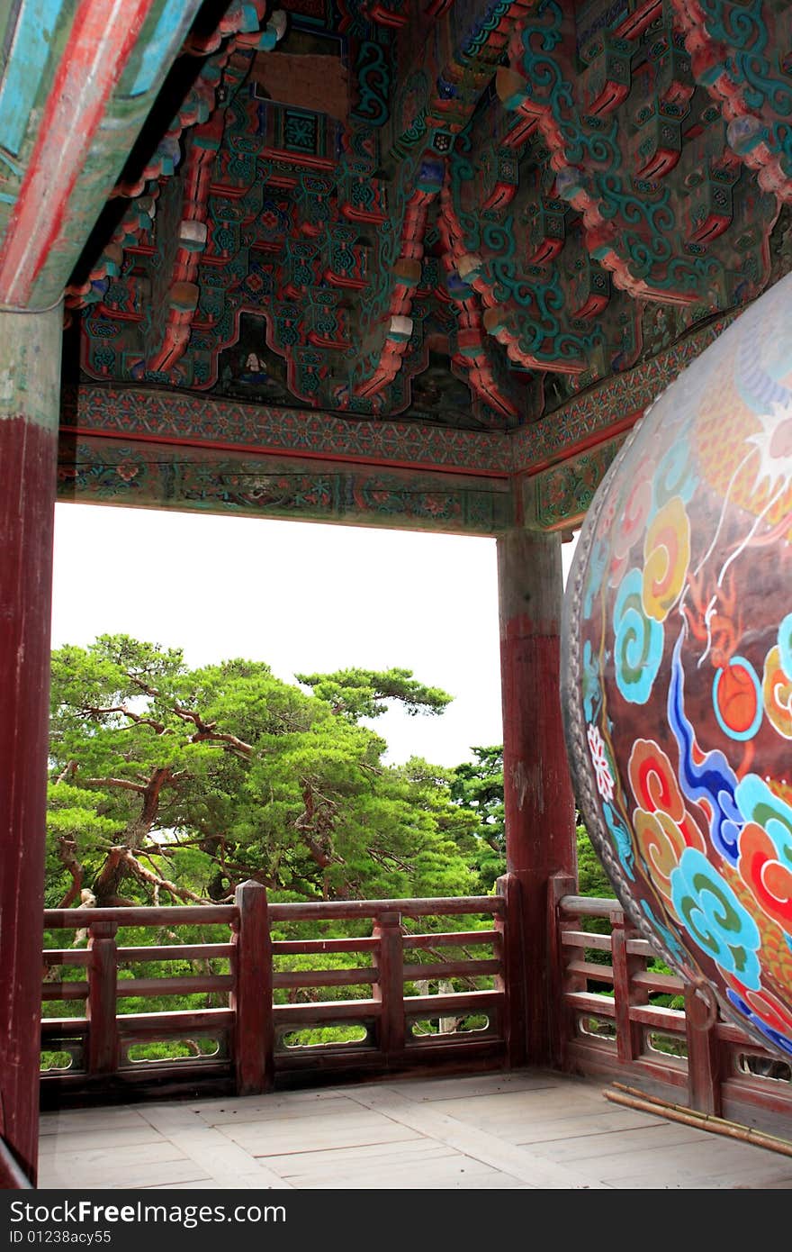 Drum in Bul Guk Sa Temple