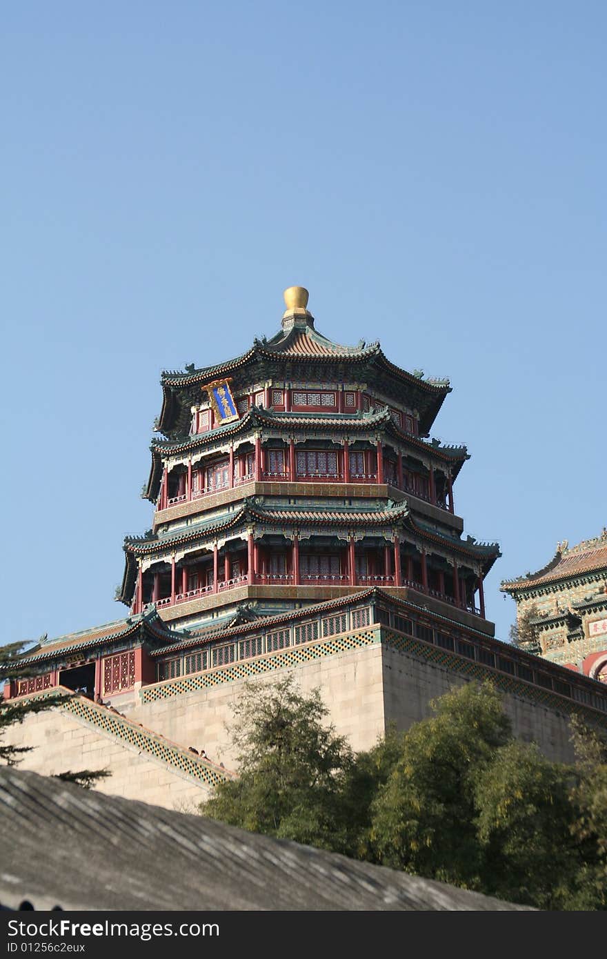 Beijing's landmark - Summer Palace, the Chinese government has restored the Summer Palace for the Beijing Olympics. Beijing's landmark - Summer Palace, the Chinese government has restored the Summer Palace for the Beijing Olympics.