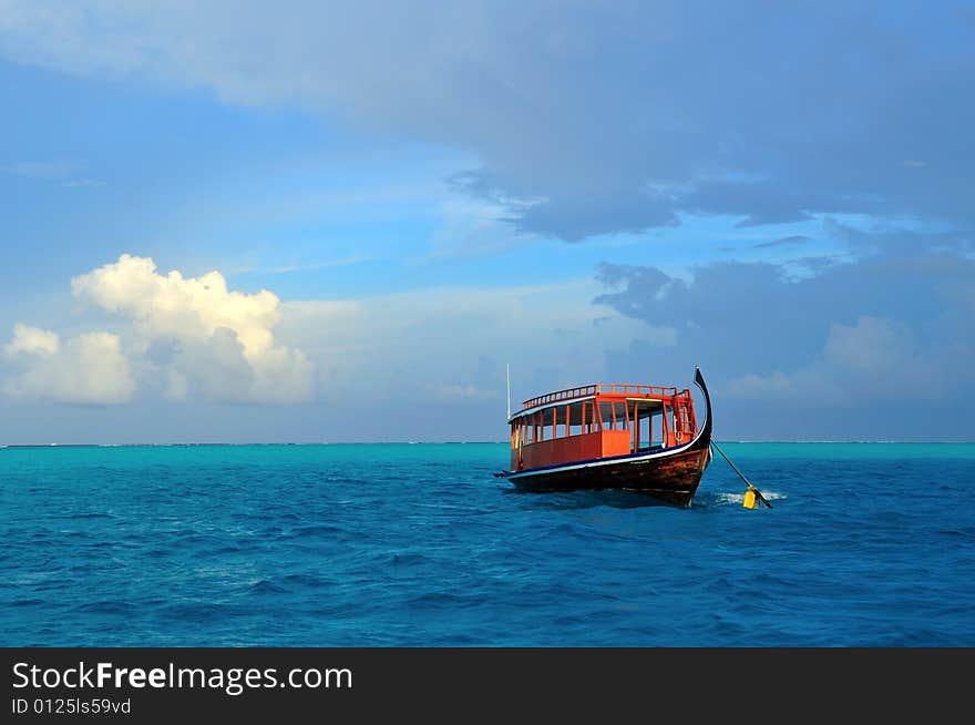 Island of Paradise. White sand beaches with coco-tree and crystal blue water. Maldives. Luxury holidays. Island of Paradise. White sand beaches with coco-tree and crystal blue water. Maldives. Luxury holidays.