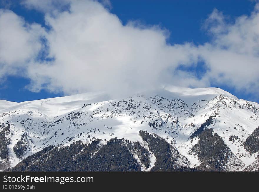 Snowy cloud