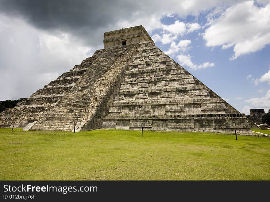 Largest temple at Chichen Itza one of the new seven wonders of the world. Largest temple at Chichen Itza one of the new seven wonders of the world