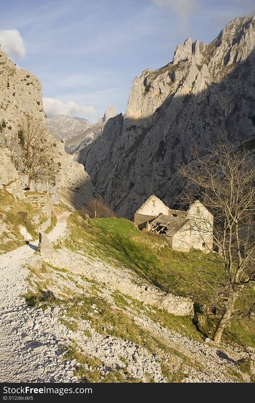 Path in mountains (Spain)