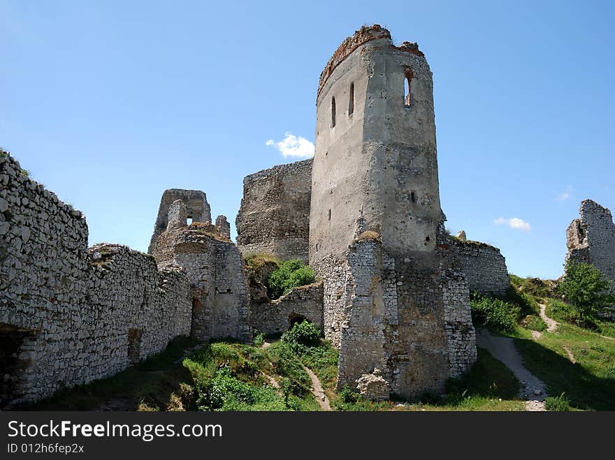 The picture of Cachtice ruins, Slovakia