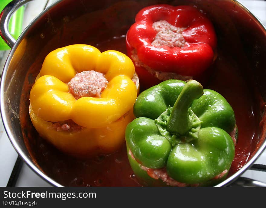 Peppers filled with meat