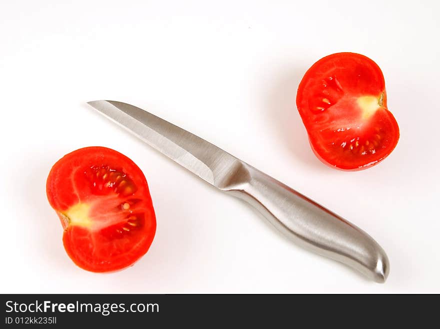 Cutting Tomato