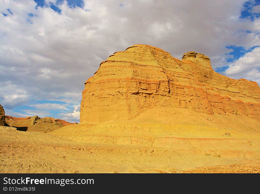 Located at the northwest of Sinkiang  China, Ghost Castle is also known as Wind City, because of its landscape shaped by wind erosion.