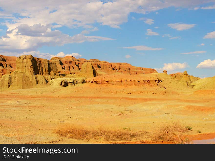 Located at the northwest of Sinkiang  China, Ghost Castle is also known as Wind City, because of its landscape shaped by wind erosion.