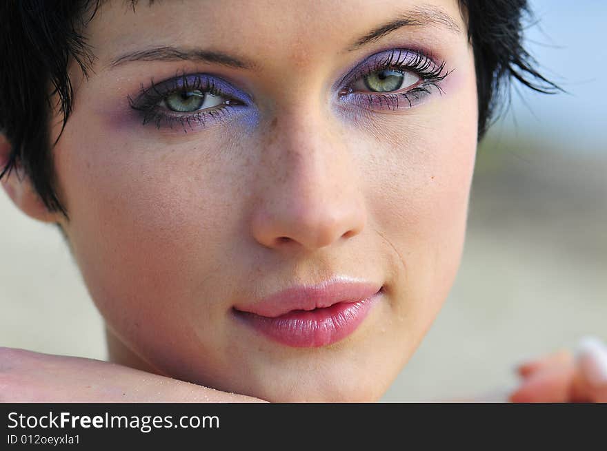 Portrait young beautiful woman in wood