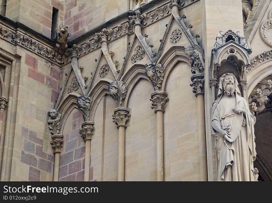 Cathedral St Etienne details located in Metz, France