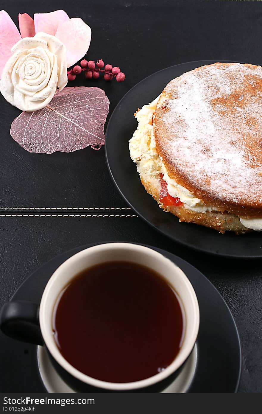 Image of cake and tea for breakfast