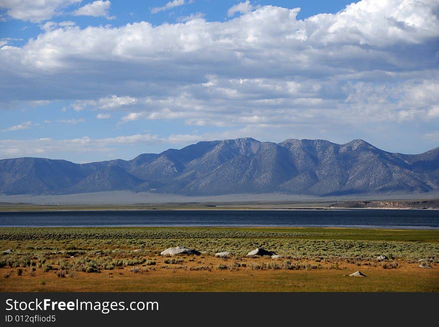 Lake Crowley