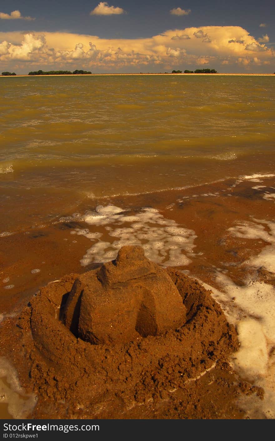 Sand castle at Jackson Lake in the summer heat.