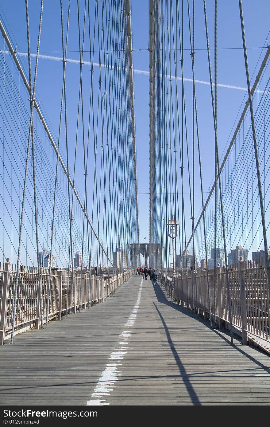 View of the lane used by the pedestrians on Brooklyn Bridge