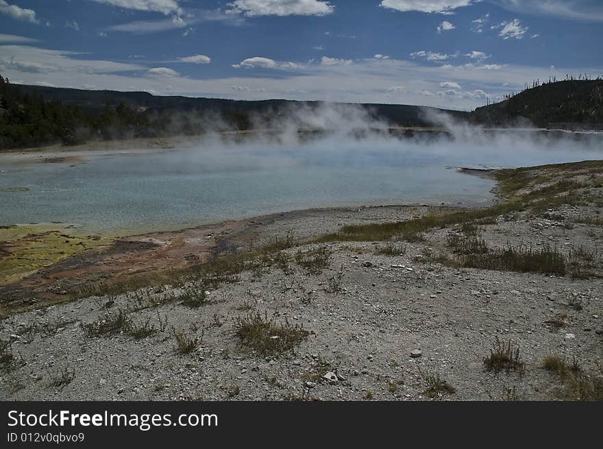 Yellow Stone Hotspring