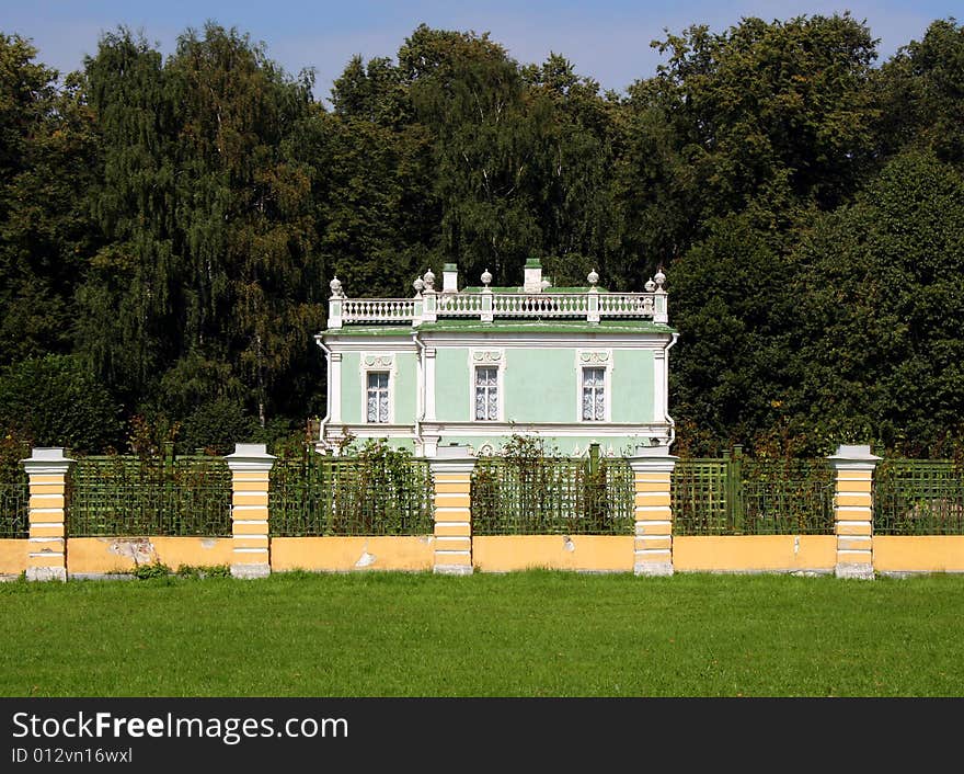 Pavilion the  in manor Sheremetevyh