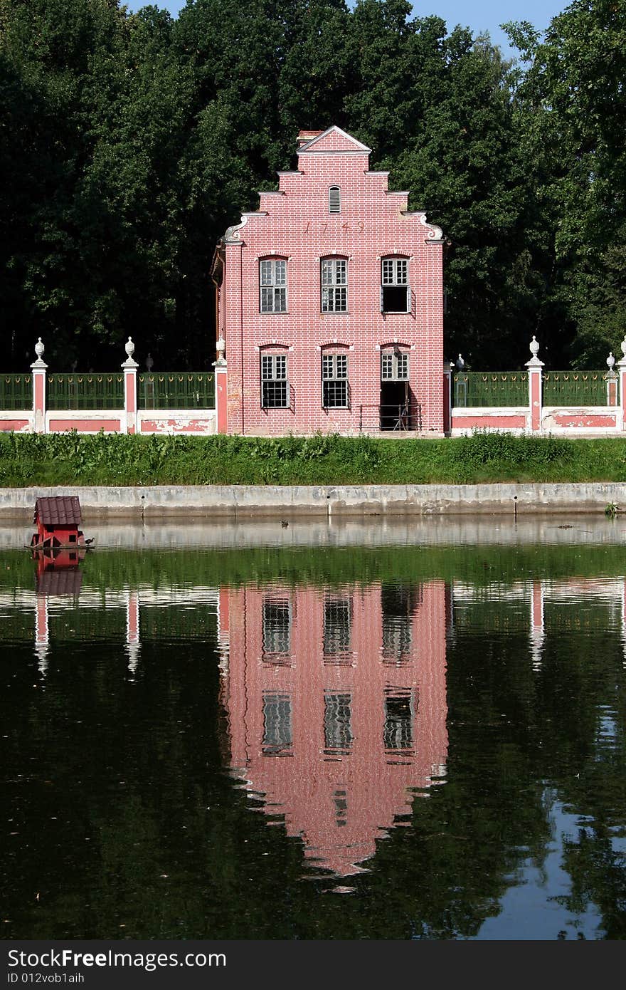 The Dutch House In Manor Sheremetevyh