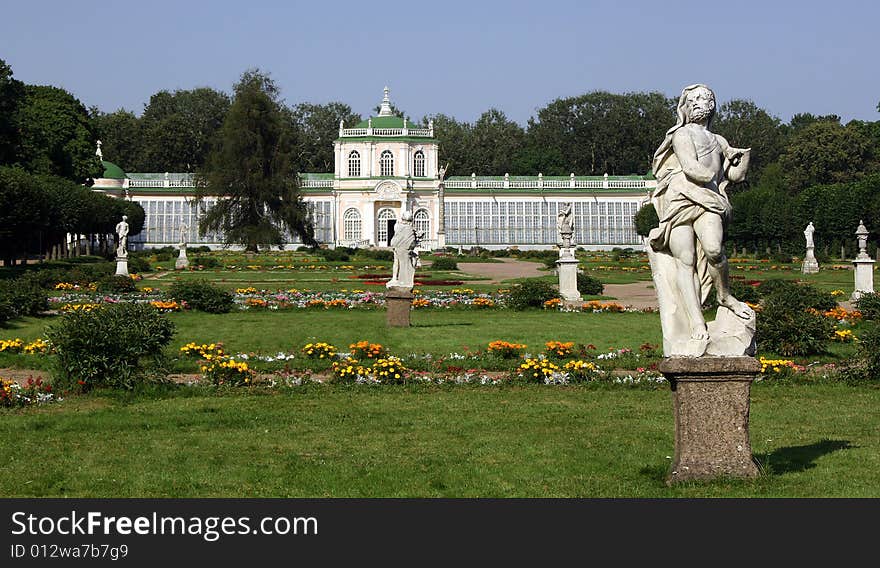 Pavilion a greenhouse in manor Sheremetevyh