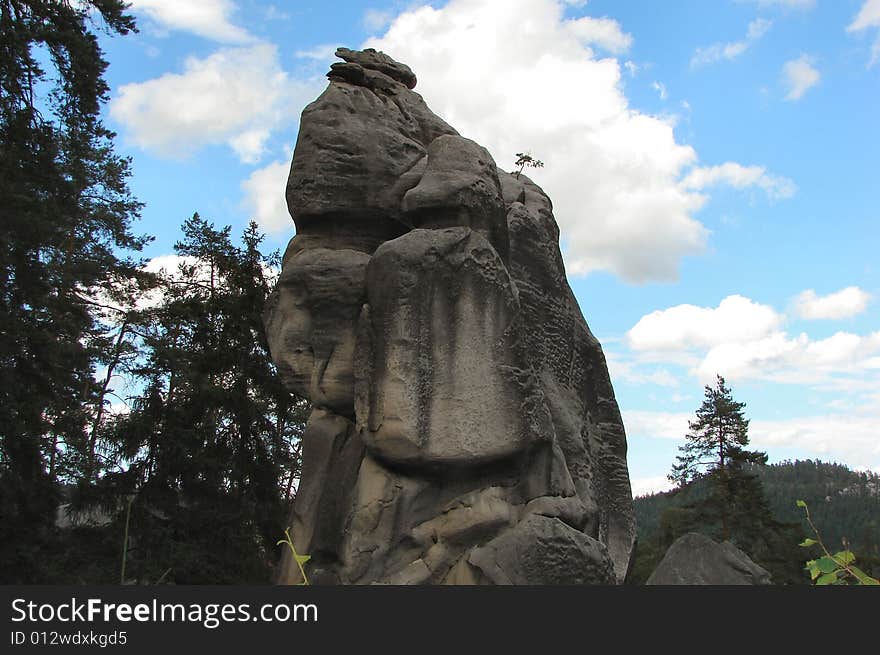 Nature and rock in the stone city