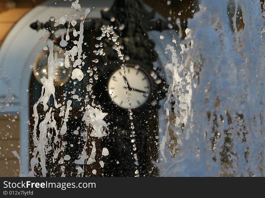 The watch and water in city