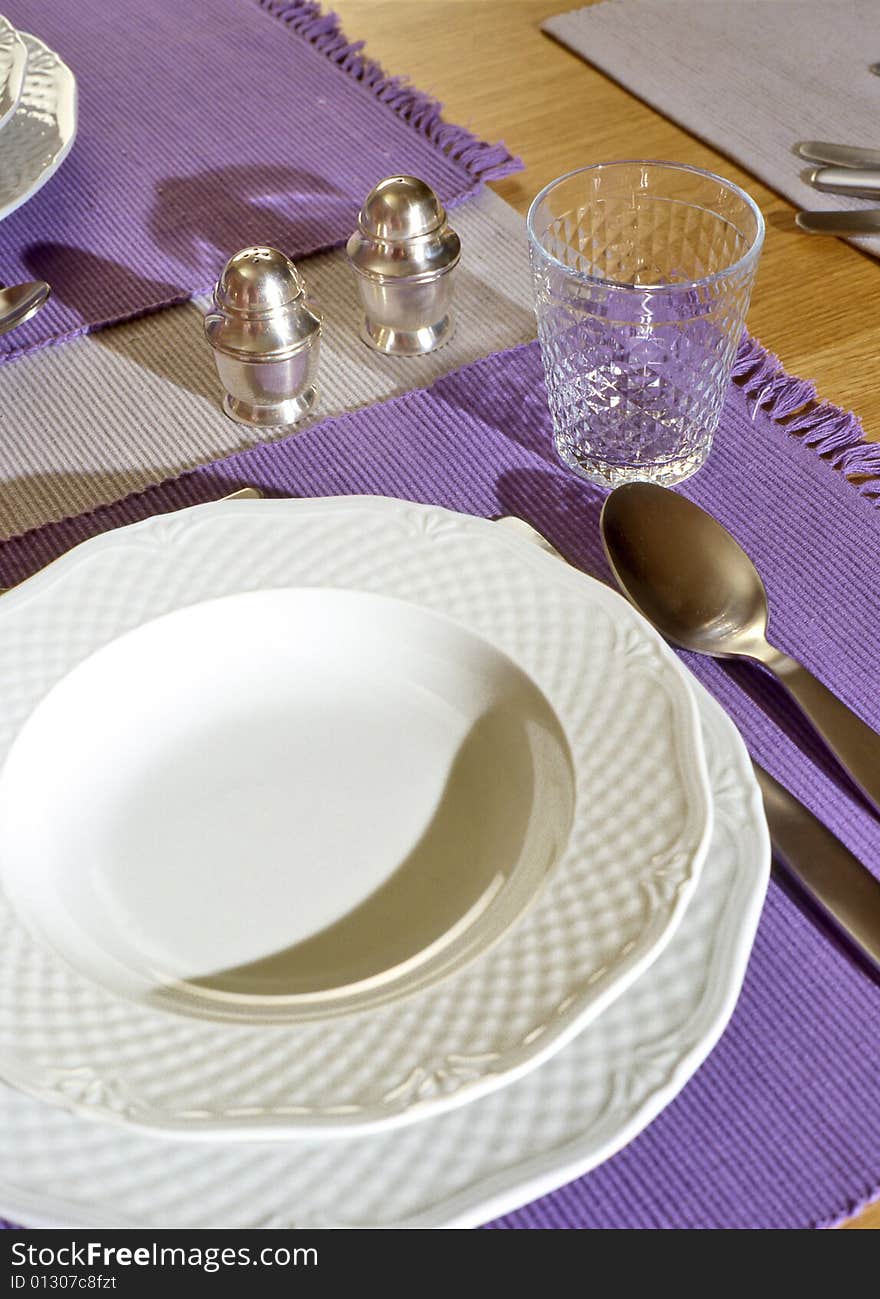 Place setting