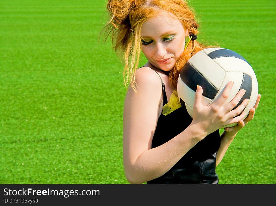 Beautyful model keeping ball