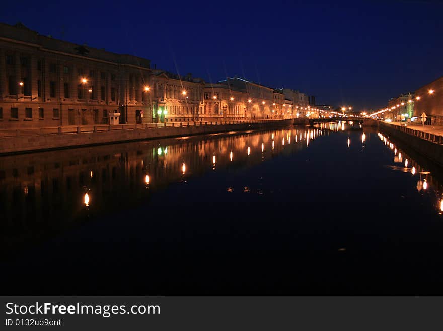 The dome of St. Isaac�s Cathedral dominates the skyline of St. Petersburg and its gilded cupola can be seen glistening from all over the city.