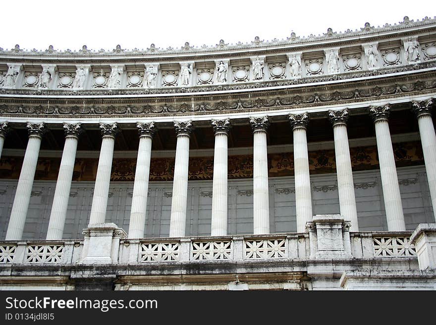 Rome-the vittorian monument (exterior)