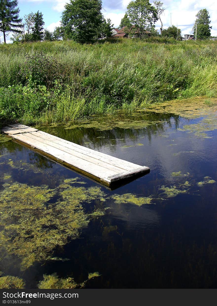 Small bridge in a pound