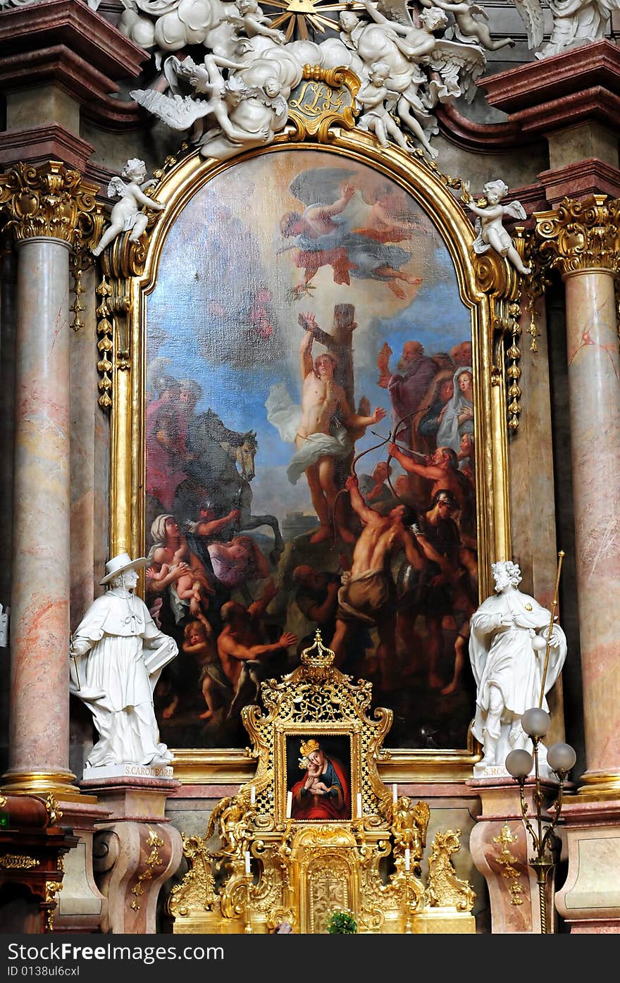 Statues inside of Saint Peter church, vienna