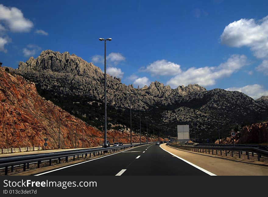 Motorway crossing the Dalmatian mountains