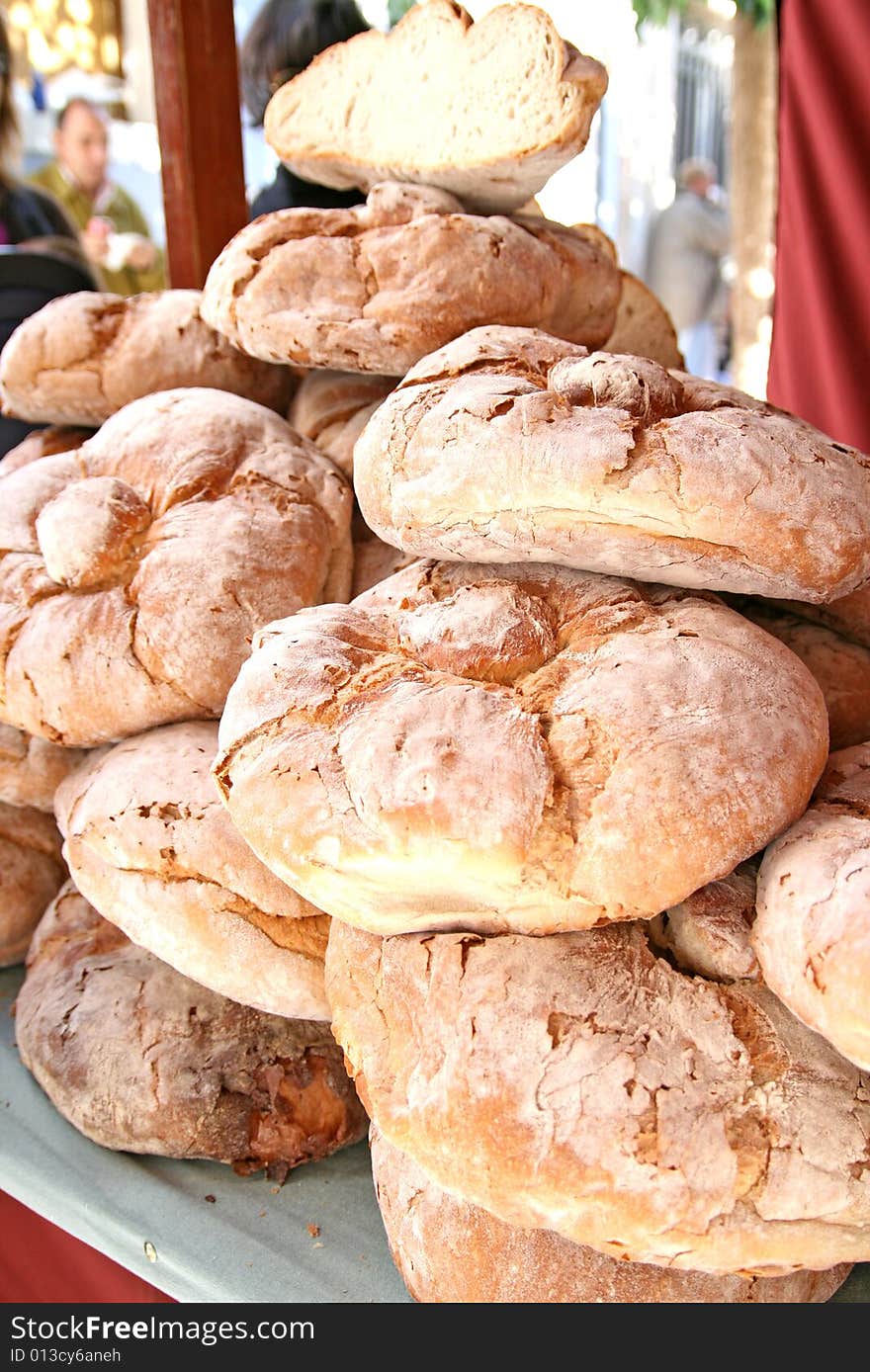 Is a view of a spanish craftsman bread. Is a view of a spanish craftsman bread