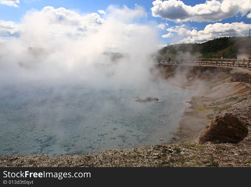 Midway Geyser Basin in Yellowstone