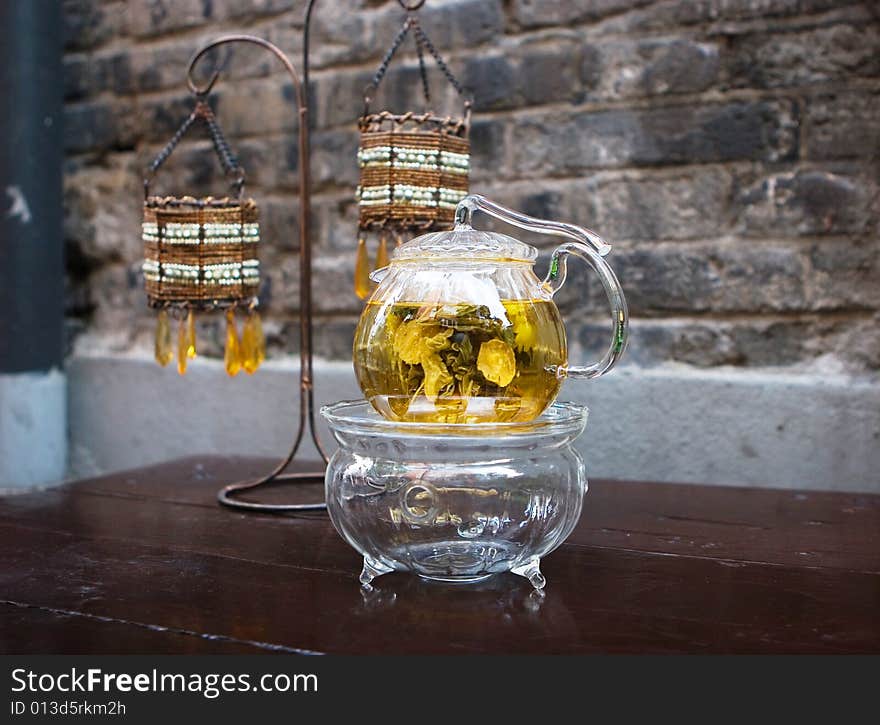 Picture of glass teapot and lantern. Picture of glass teapot and lantern