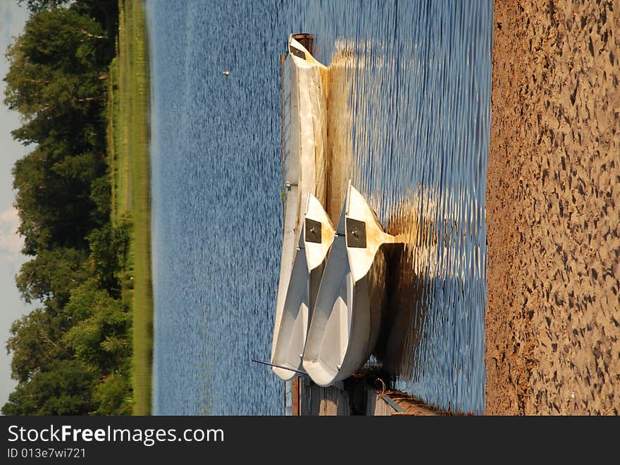 Two boats in the lake