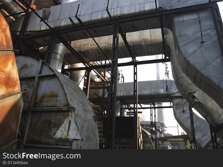 Heat power station. flues, by force give smoke in smokestack