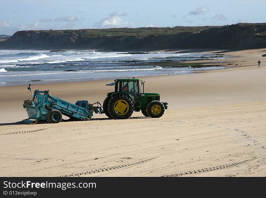 Equipment for cleaning of beach. Equipment for cleaning of beach