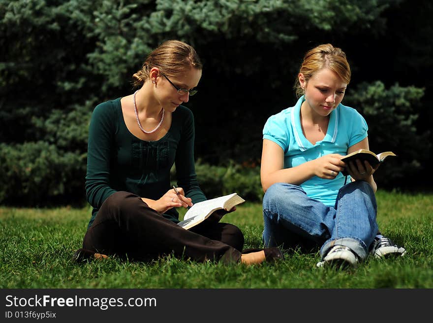 Students Reading