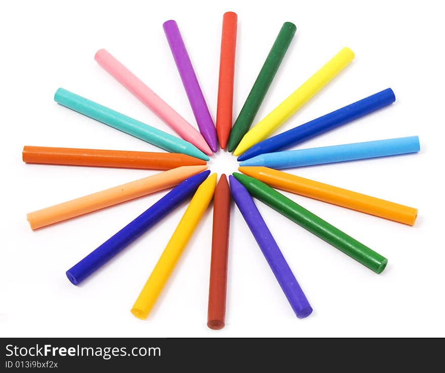 Differently colored crayons