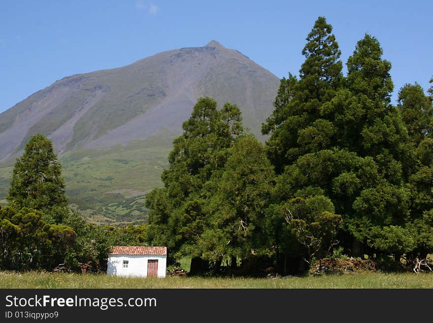 House at bottom of Pico mountain. House at bottom of Pico mountain