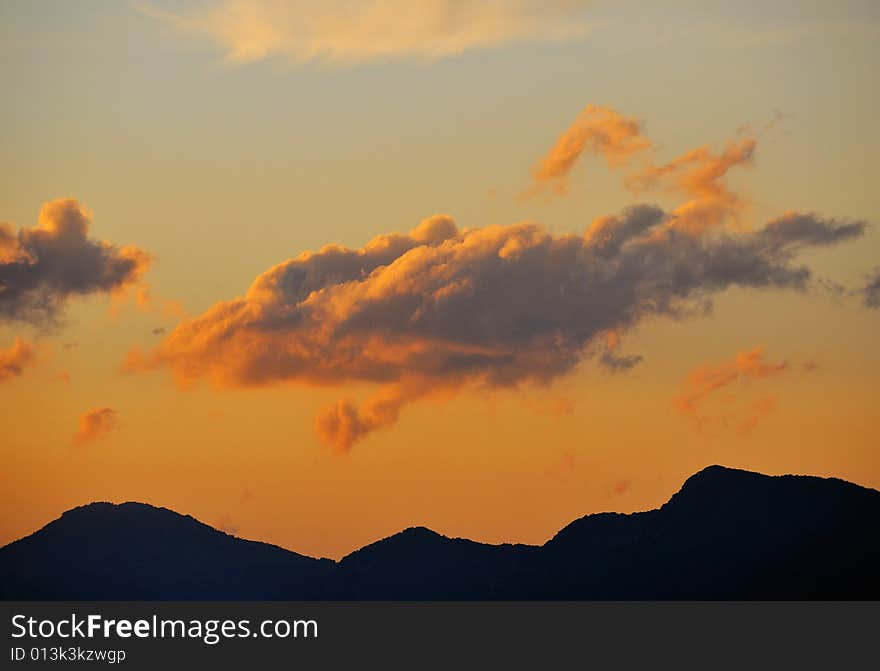 Abruzzo Valley Sunset