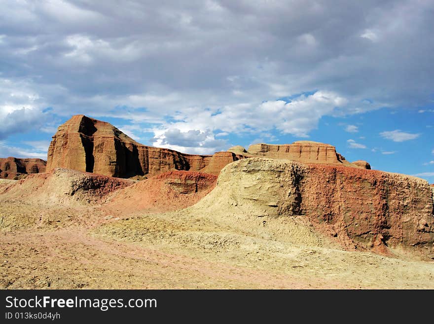 Located at the northwest of Sinkiang  China, Ghost Castle is also known as Wind City, because of its landscape shaped by wind erosion. Located at the northwest of Sinkiang  China, Ghost Castle is also known as Wind City, because of its landscape shaped by wind erosion.