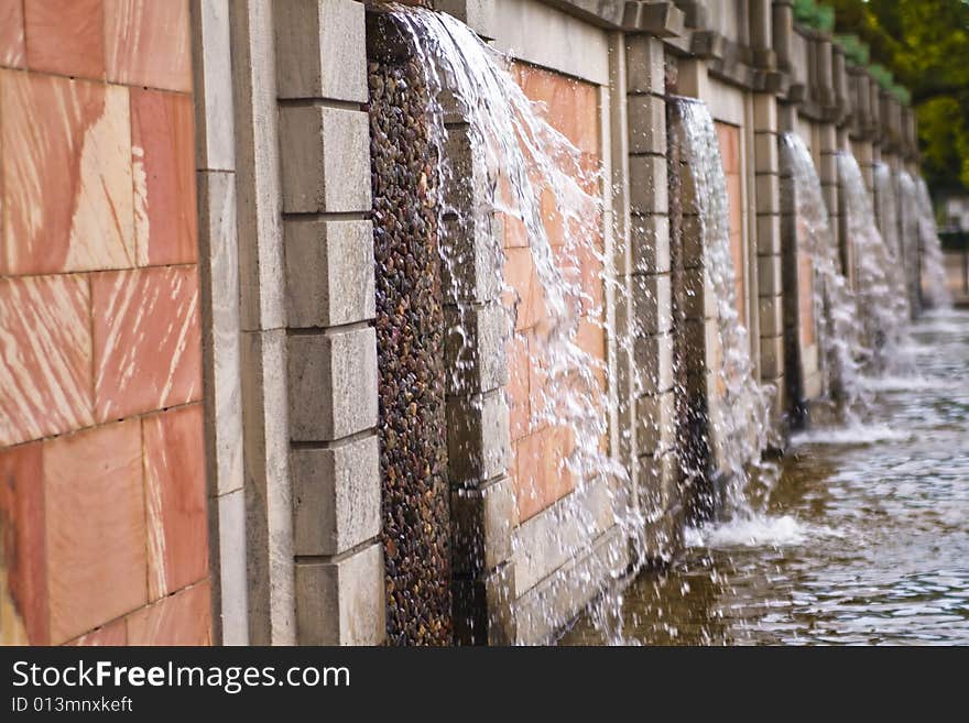 Red rippling fountain