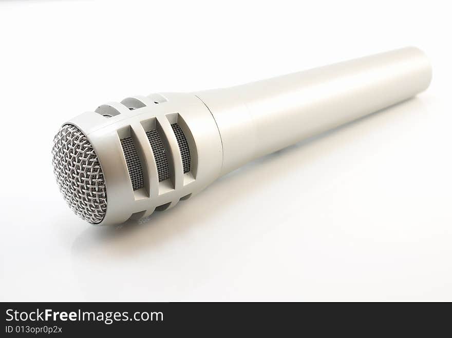 Microphone