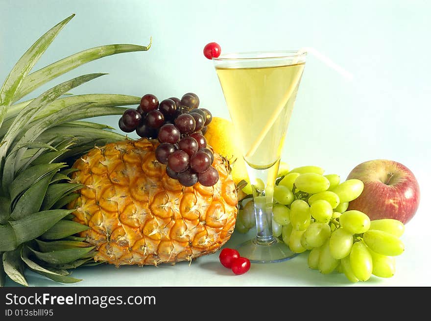 Still life with fruits.